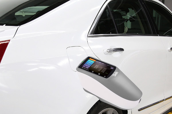 色差儀檢測(cè)水性白色漆的顏色差異